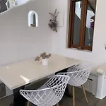 Apartament Cycladic House *